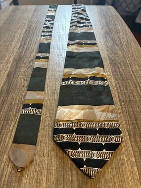 Adolfo Green and Gold Striped Decorative Table Runner